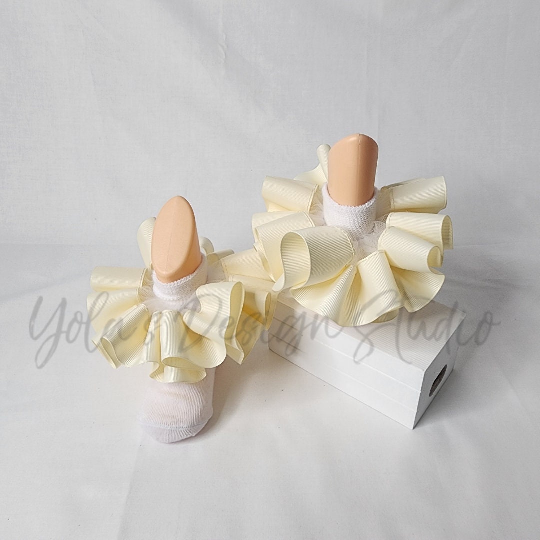 Cream Tutu Anklets